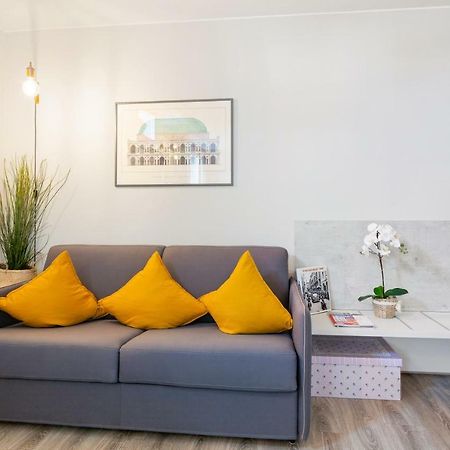 شقة Piazzetta Palladio Romantic Studio فيتشنزا المظهر الخارجي الصورة